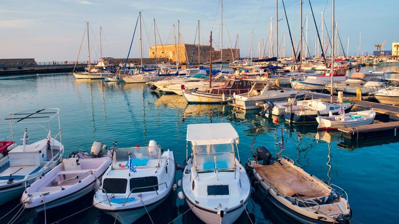 venetian-fort-in-heraklion-and-moored-fishing-boat-resize.jpg